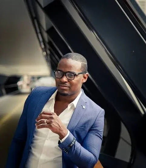 Keni Ogunlola photo