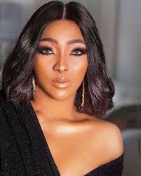 Lilian Esoro photo