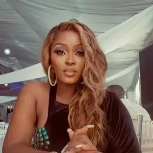 Lolade Okusanya photo